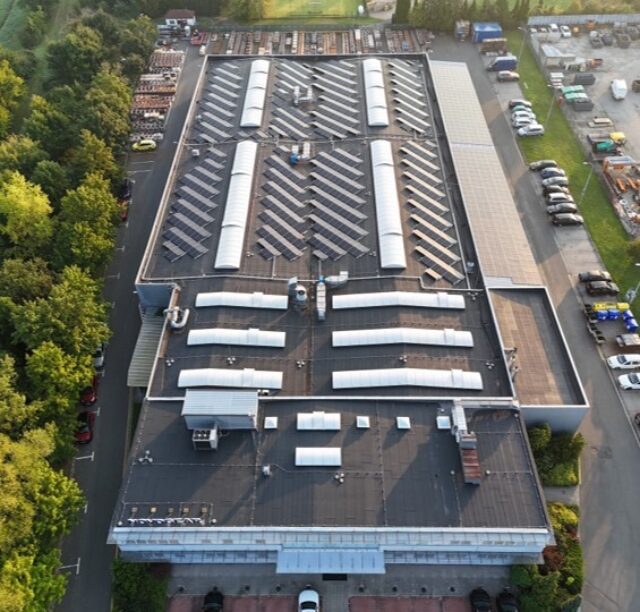 1aaaf4f183d31ebf43e50b632679b6f7d472ad2abc2cd8d096fa3a63e675ff3a